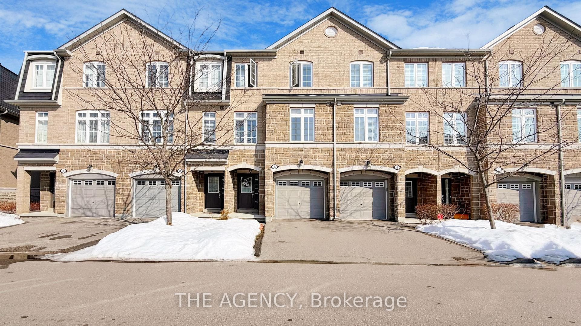 1127 Haig Boulevard Unit 6, Mississauga, ON L5E 2M6 - Photo 1