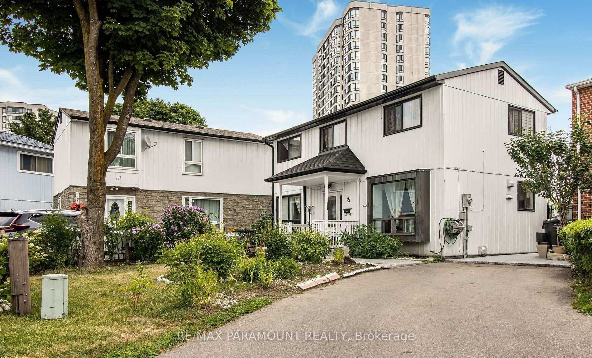 95 Huntingwood Crescent, Brampton, ON L6S 1S5 - Photo 1