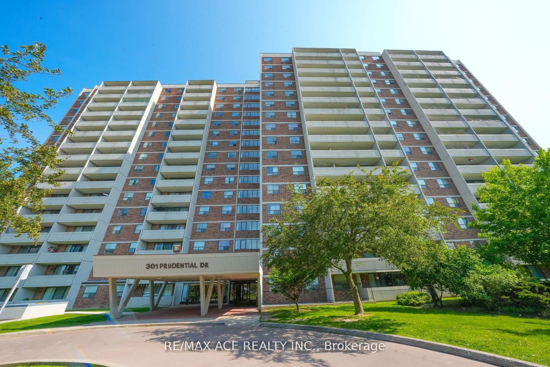 301 Prudential Drive Unit 701, Dorset Park / Kennedy Park, ON M1P 4V3 - Photo 1