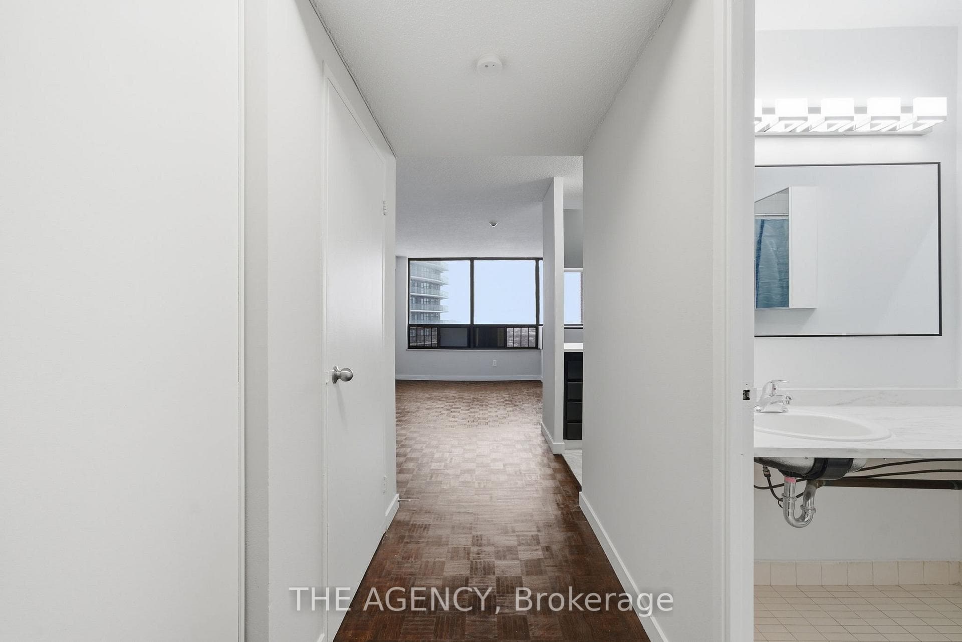 2360 Dundas Street Unit 2102B, Bloor West Village / Swansea, ON M6P 4B2 - Photo 1
