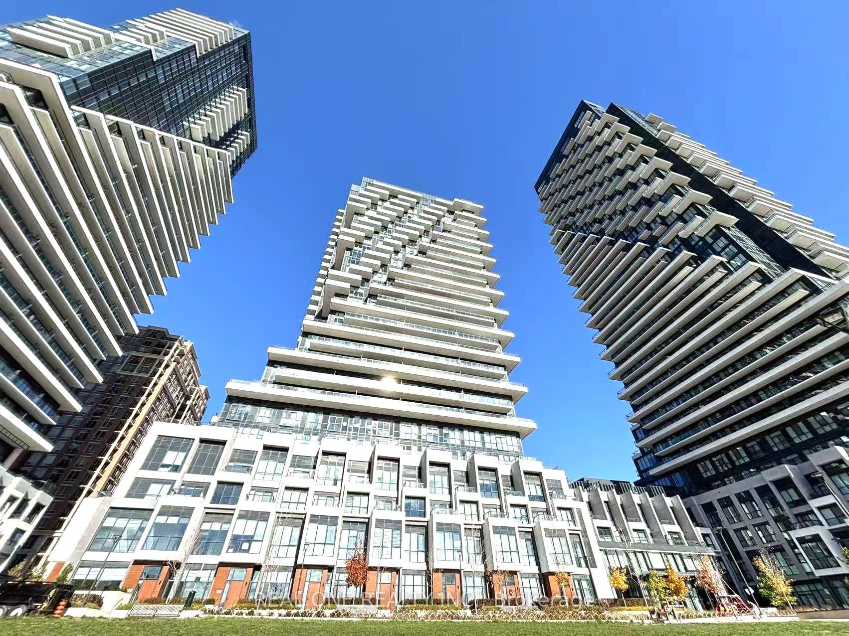 30 Inn On The Park Drive Unit 2704, Don Mills / Parkwoods / Victoria Village, ON M3C 0P7 - Photo 1
