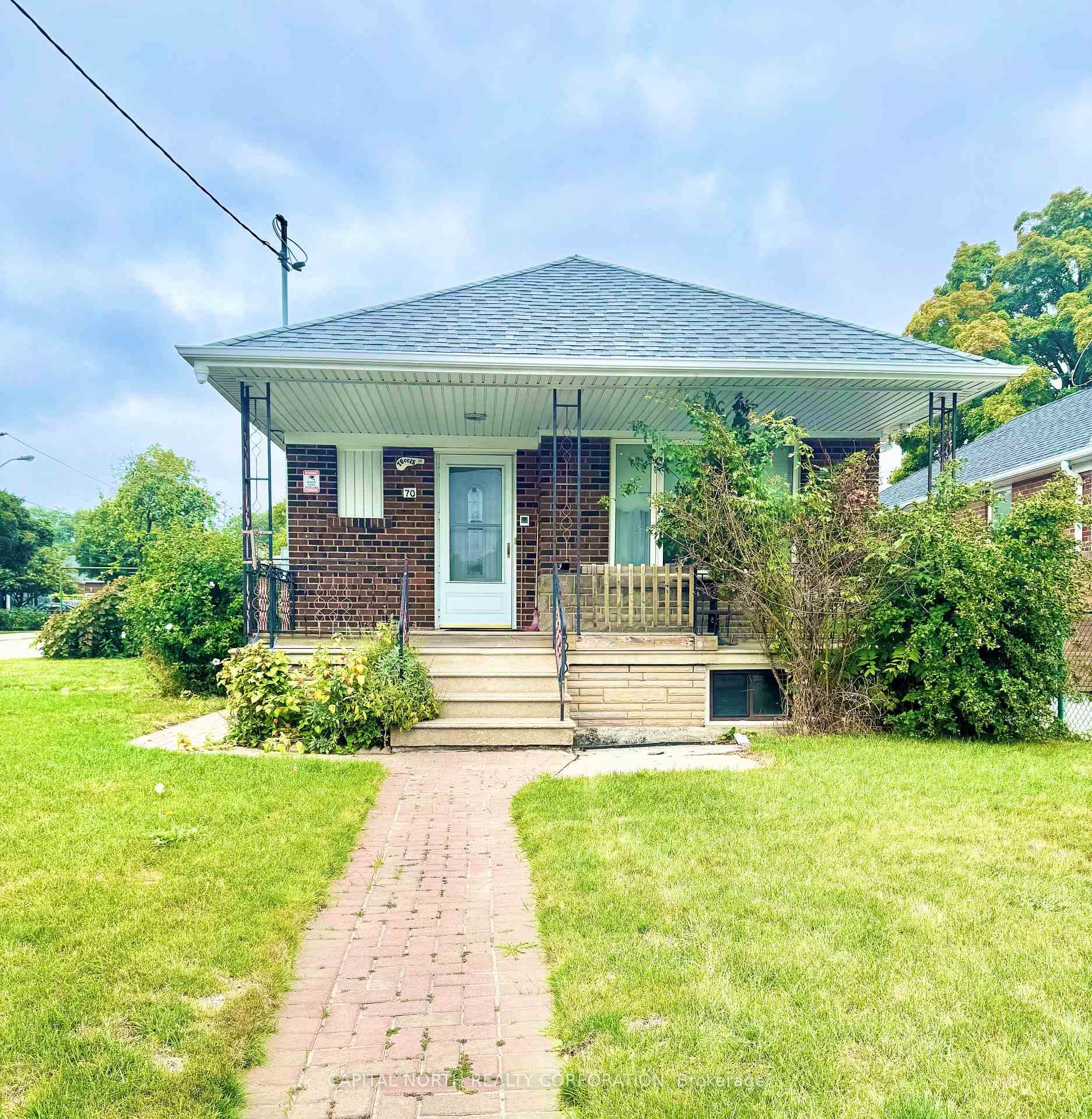 70 Beechborough Avenue, York / Weston, ON M6M 1Z5 - Photo 1