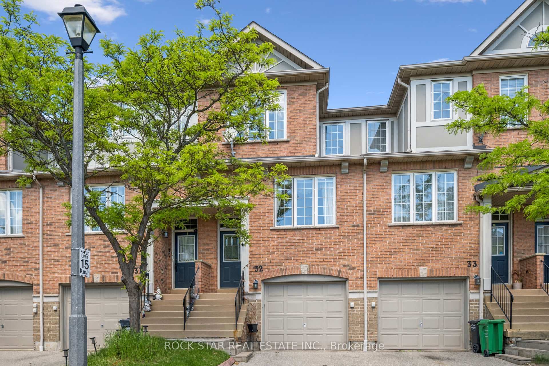 5055 Heatherleigh Avenue Unit 32, Mississauga, ON L5V 2R6 - Photo 1