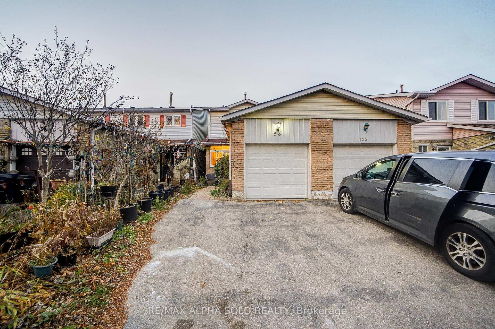 98 Rakewood Crescent Unit Upper, Scarborough Village / Eglinton East, ON M1V 1M7 - Photo 1