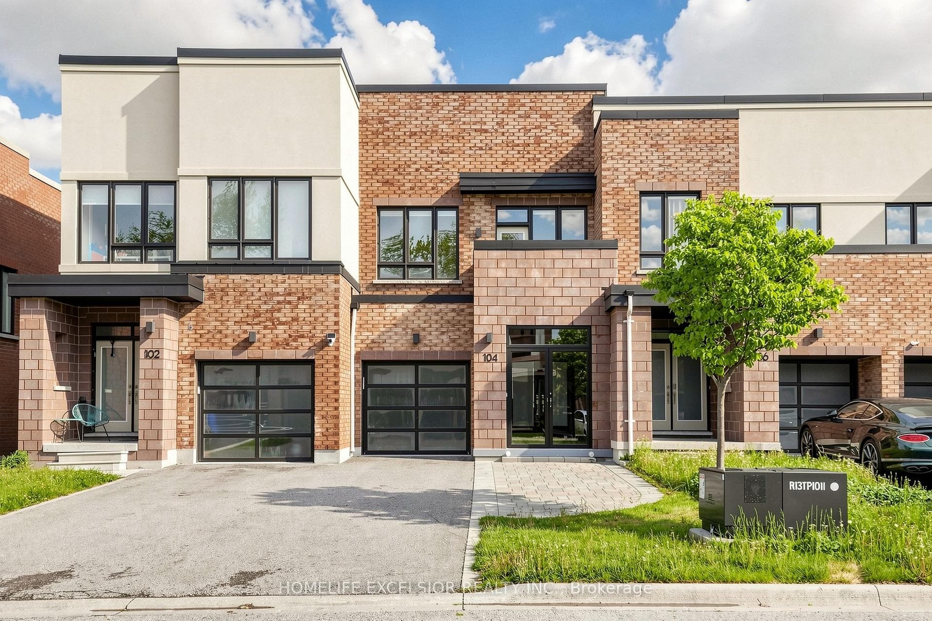 104 Dariole Drive, Richmond Hill, ON L4E 0Y8 - Photo 1