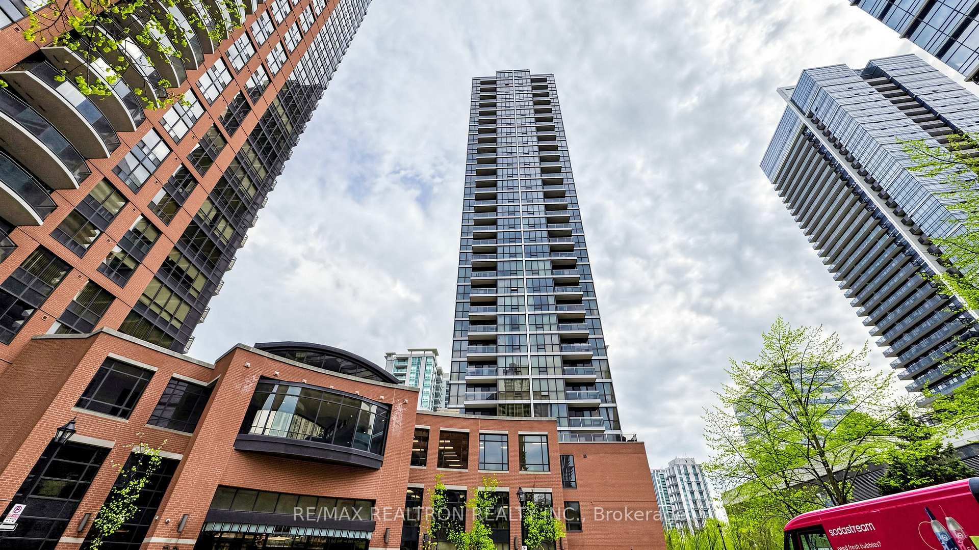 23 Sheppard Avenue Unit 1912, Willowdale / Newtonbrook, ON M2N 0C8 - Photo 1
