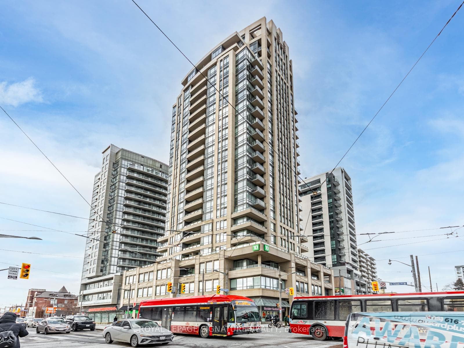 500 St Clair Avenue Unit 1607, Forest Hill / Deer Park, ON M6C 1A8 - Photo 1