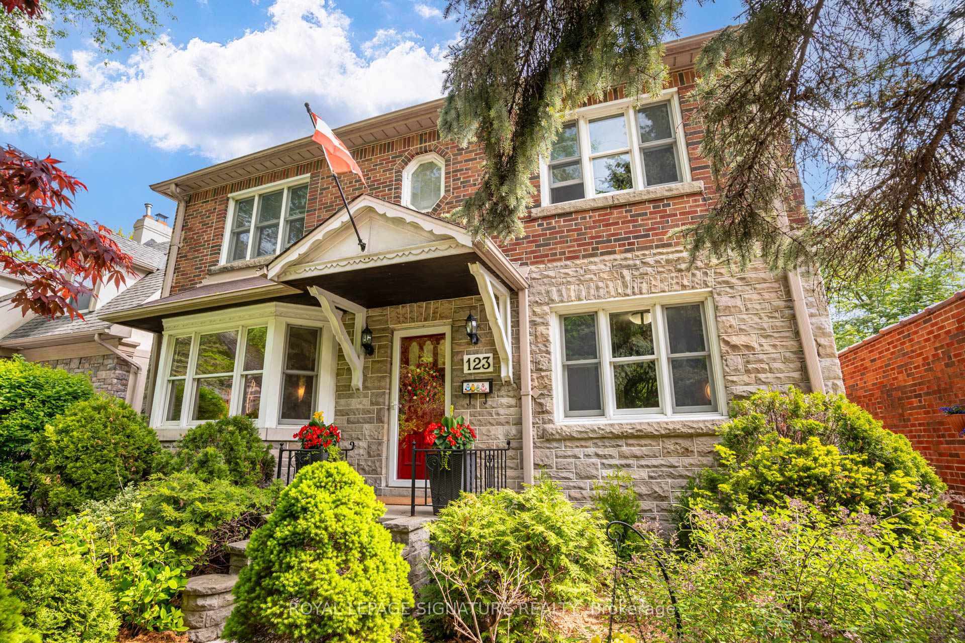 123 South Kingsway N/A, High Park / Junction / Roncesvalles, ON M6S 3T5 - Photo 1