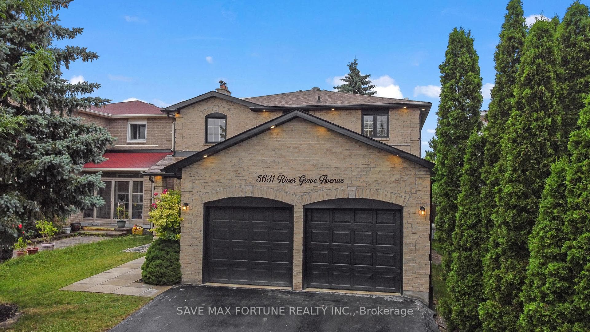5631 River Grove Avenue, Mississauga