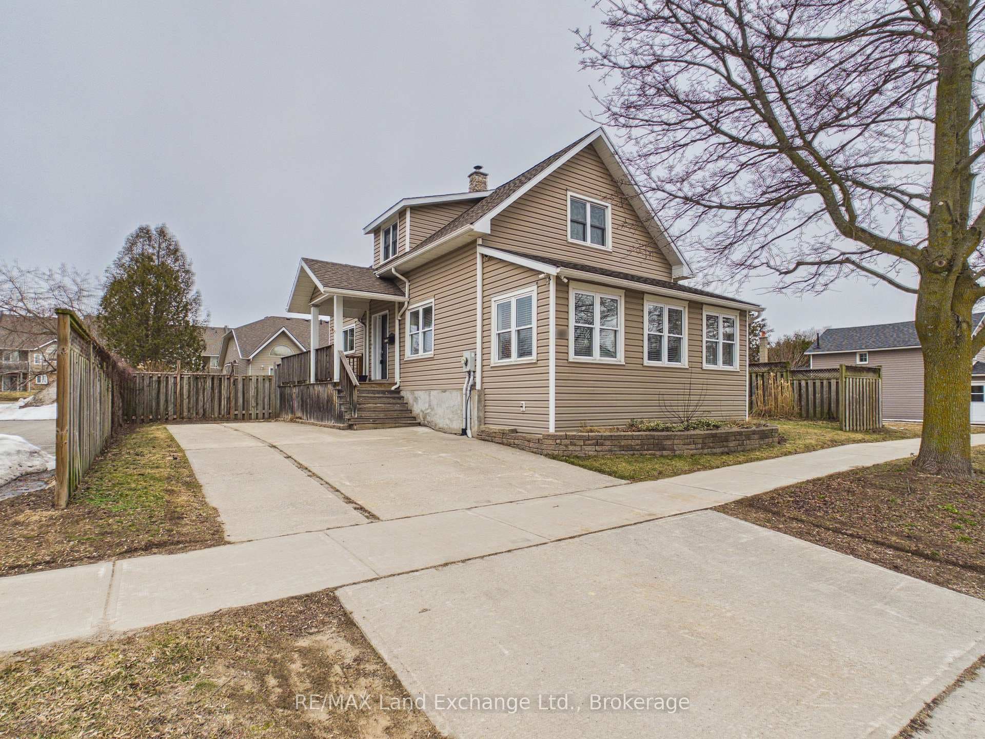 842 Olde Victoria Street, Kincardine, ON N2Z 2B3 - Photo 1