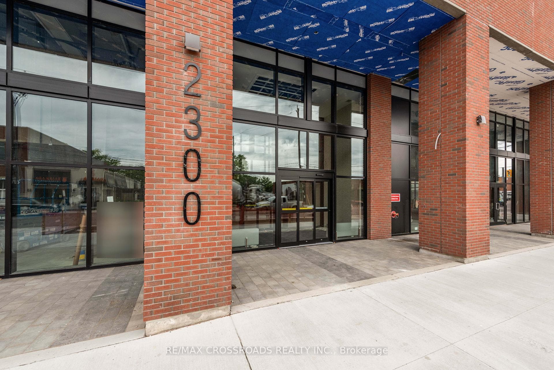 2300 St Clair Avenue Unit 518, Bloor West Village / Swansea, ON M6N 1K8 - Photo 1