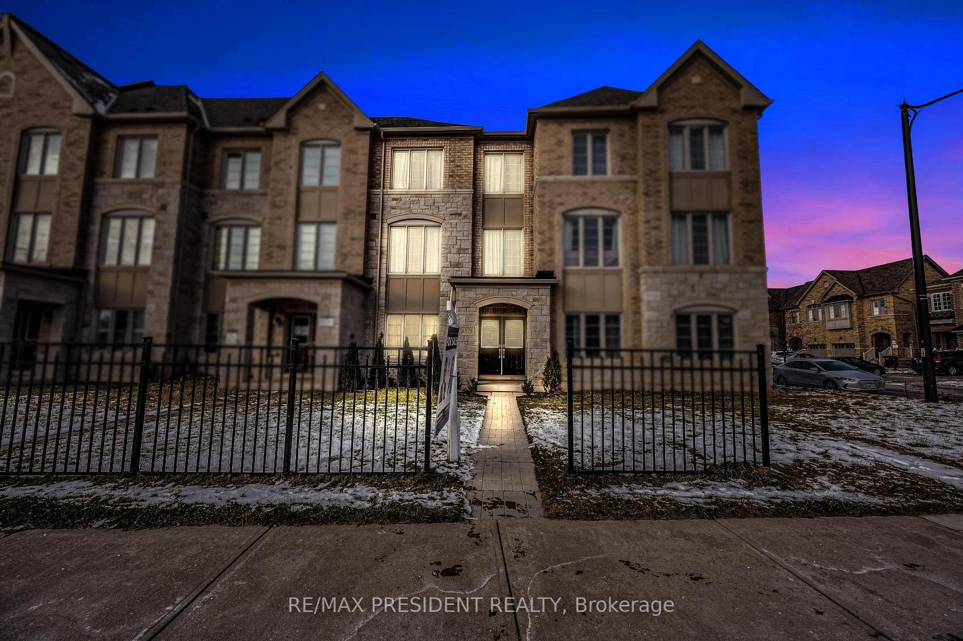 8575 Financial Drive, Brampton, ON L6Y 6C4 - Photo 1