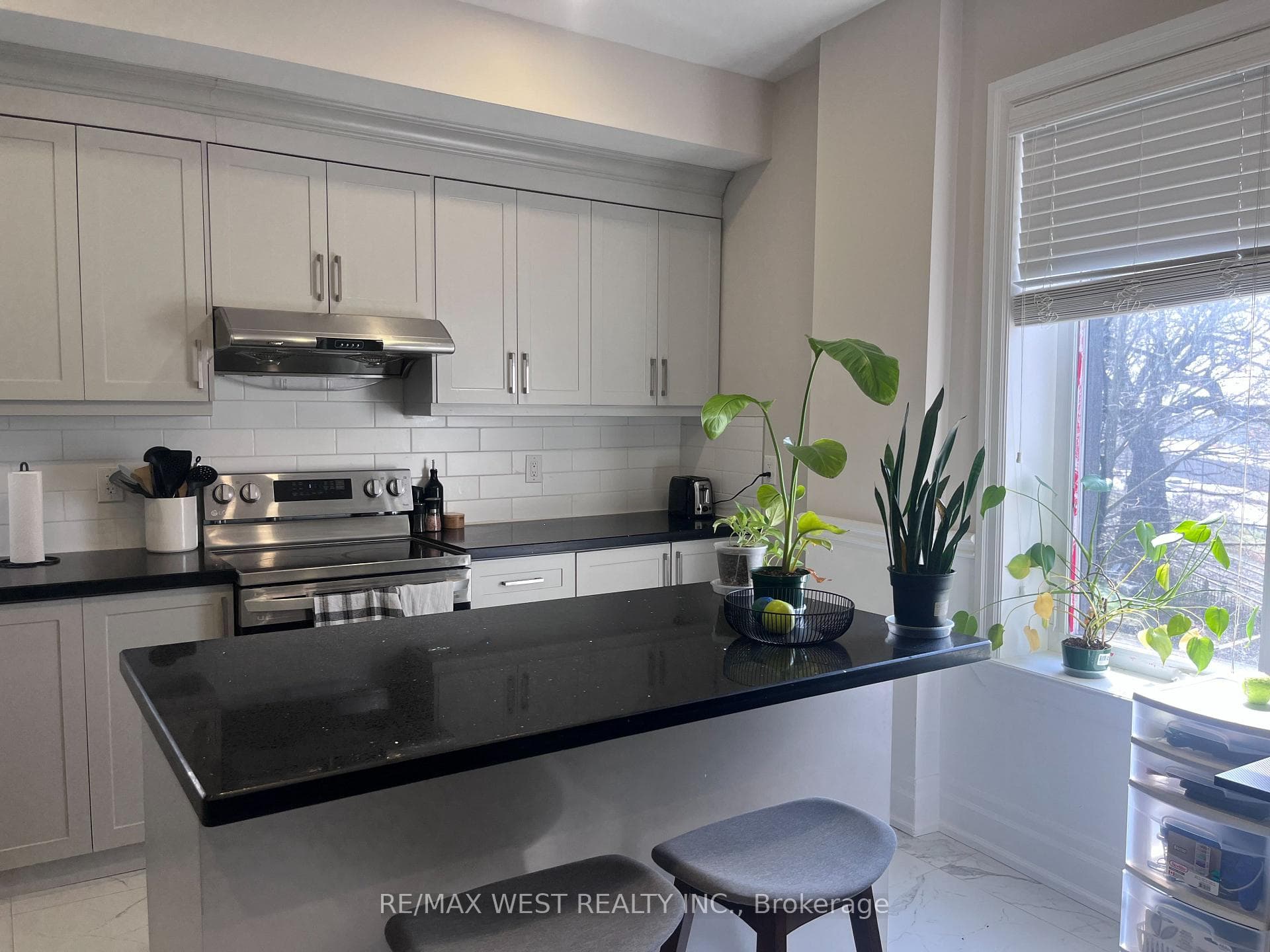 1495 King Street Unit 2, High Park / Junction / Roncesvalles, ON M6K 1J4 - Photo 1