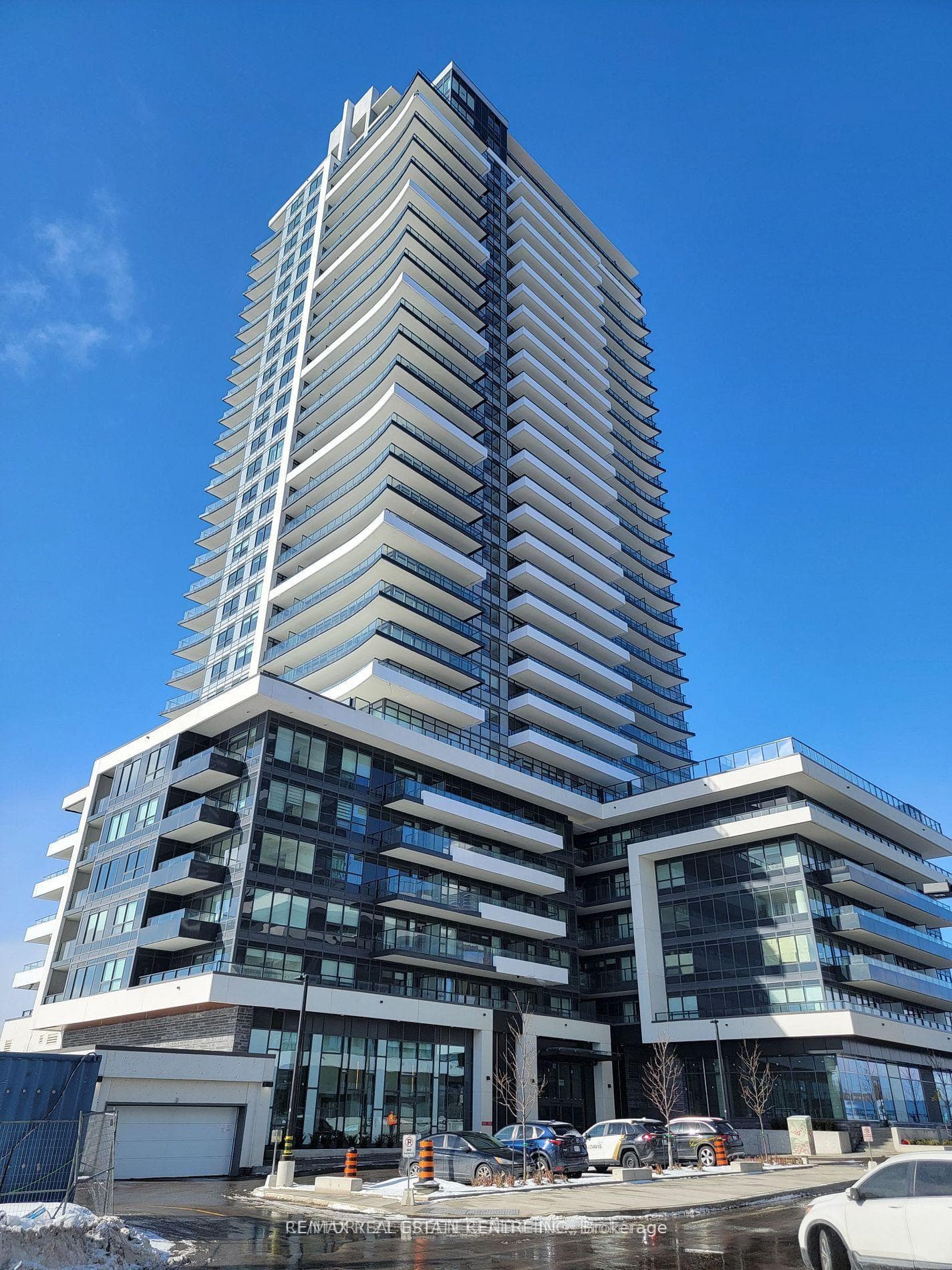 1435 Celebration Drive Unit 1107, Pickering, ON L1W 1L8 - Photo 1