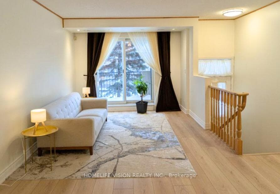28 Sommerset Way Unit 1229, Willowdale / Newtonbrook, ON M2N 6W7 - Photo 1