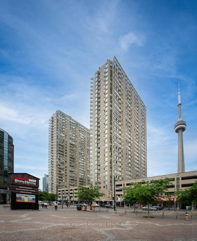 260 Queens Quay Unit 2708, Downtown Toronto / Waterfront, ON M5J 2N3 - Photo 1