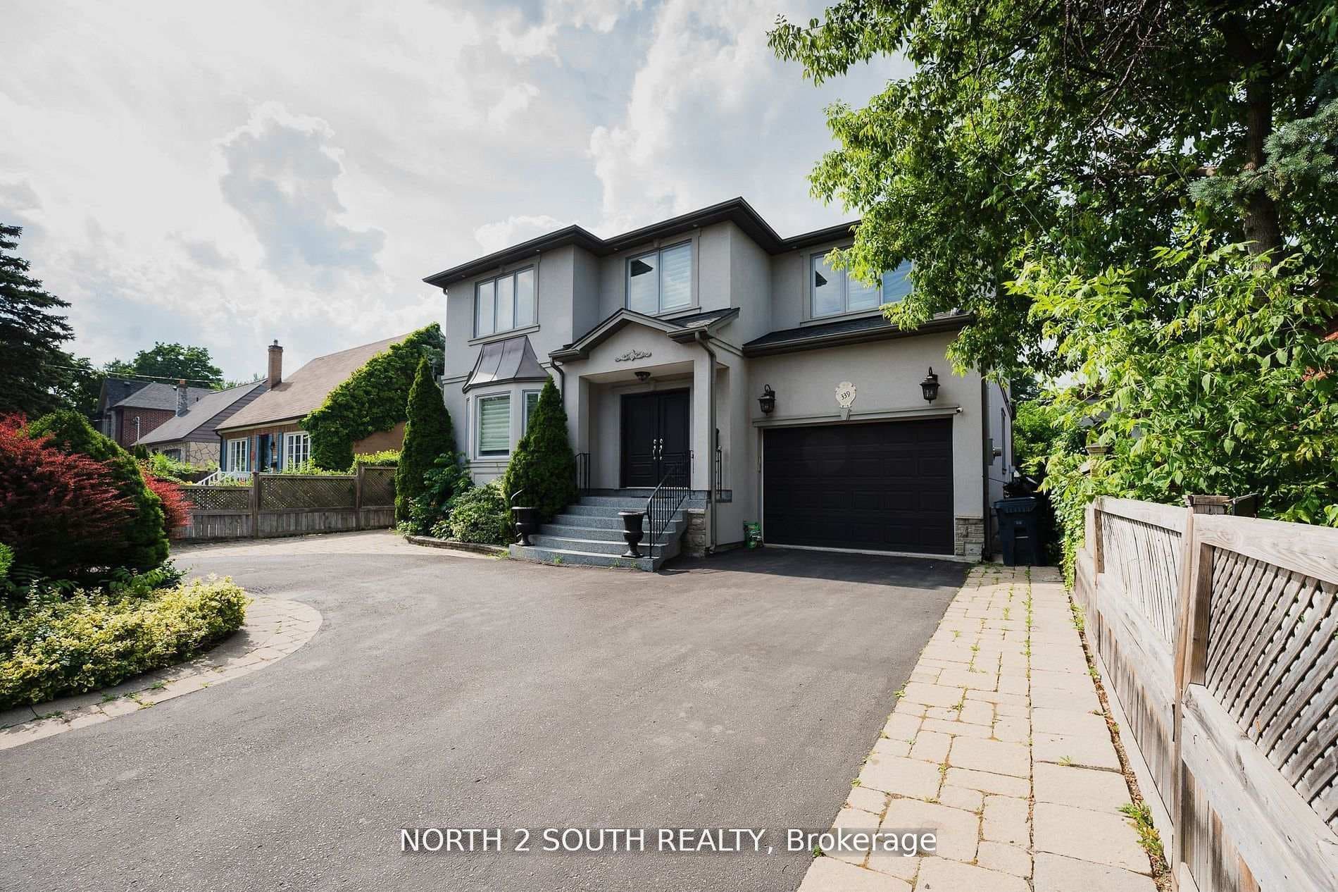 339 Burnhamthorpe Road, Toronto W08