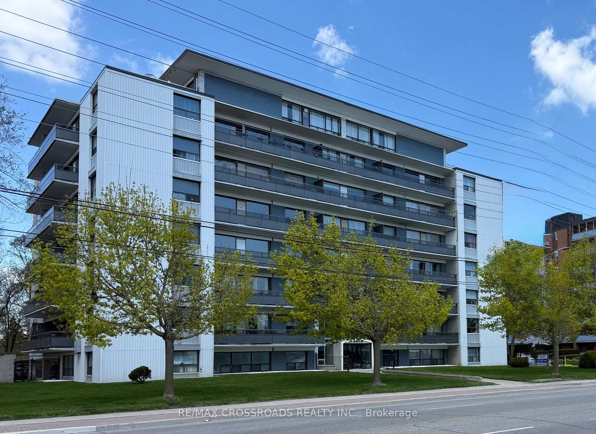 363 Lakeshore Road Unit 801, Mississauga, ON L5G 1H7 - Photo 1