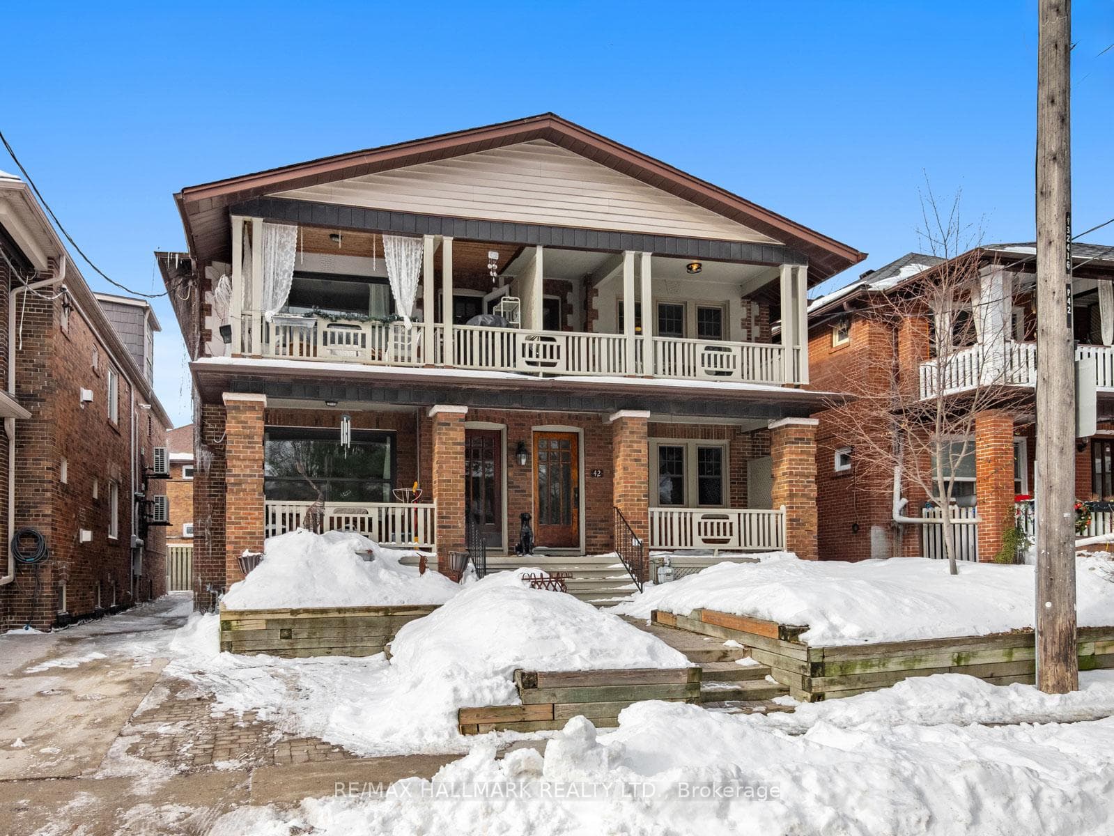 42 Glen Manor Drive, The Beaches / Upper Beaches, ON M4E 2X2 - Photo 1