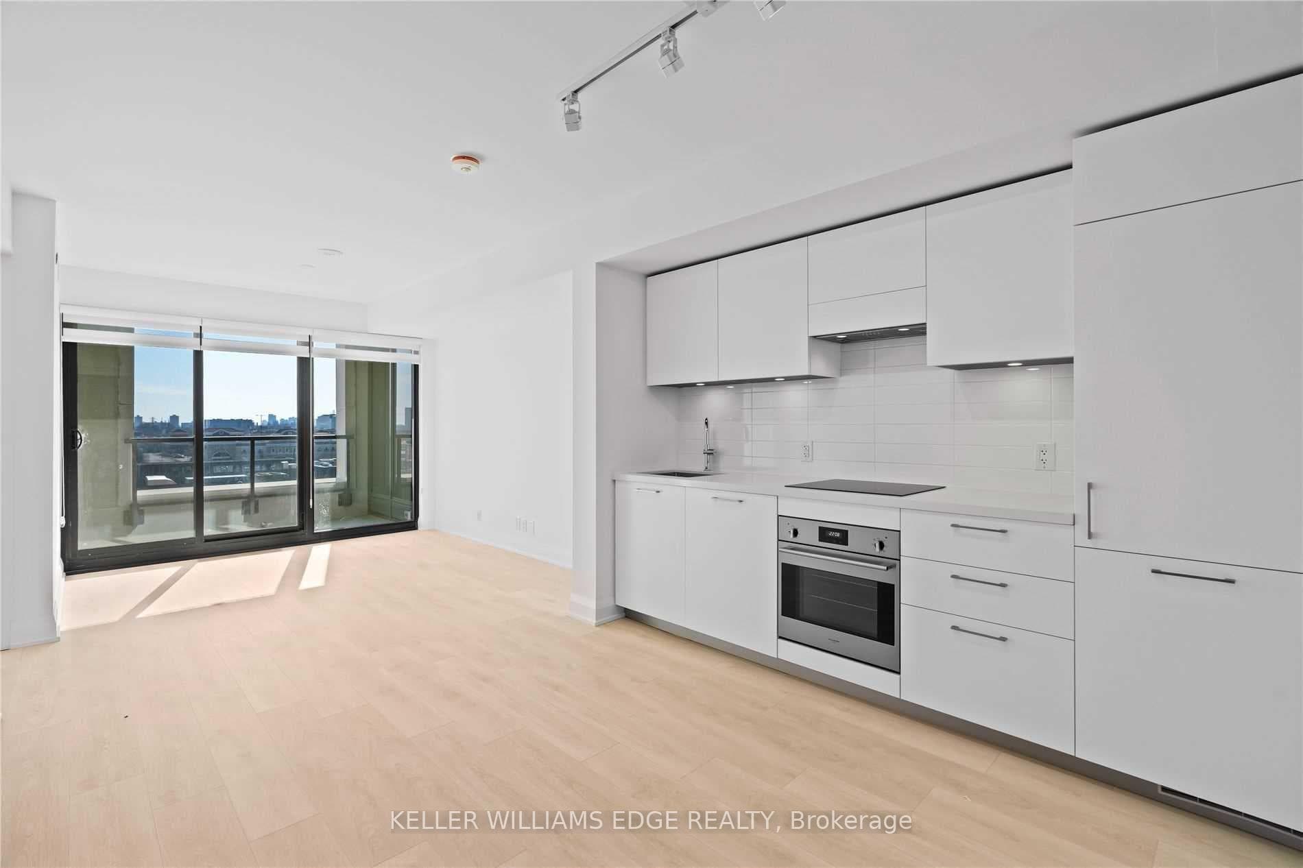 33 Frederick Todd Way Unit 507, Flemingdon Park / Don Mills, ON M4G 0C9 - Photo 1