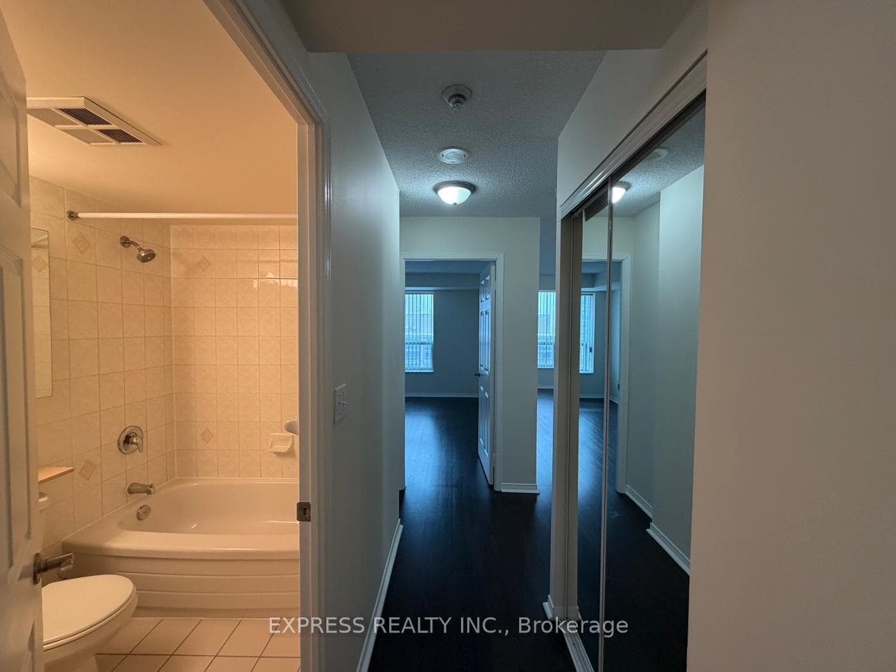 29 Pemberton Avenue Unit LPH06, Willowdale / Newtonbrook, ON M2M 4L5 - Photo 1