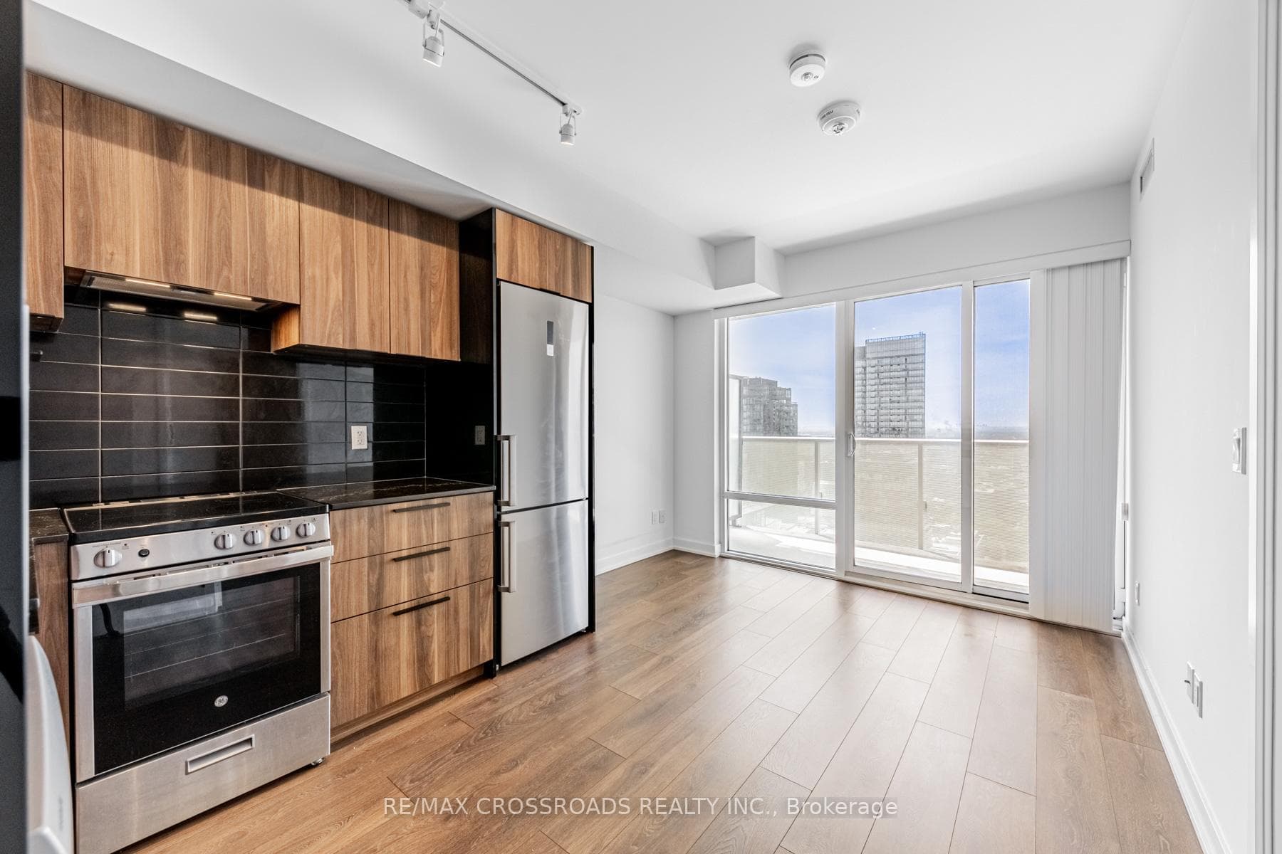 501 Yonge Street Unit 3901, Regent Park / Cabbagetown / St. James Town, ON M4Y 0G8 - Photo 1