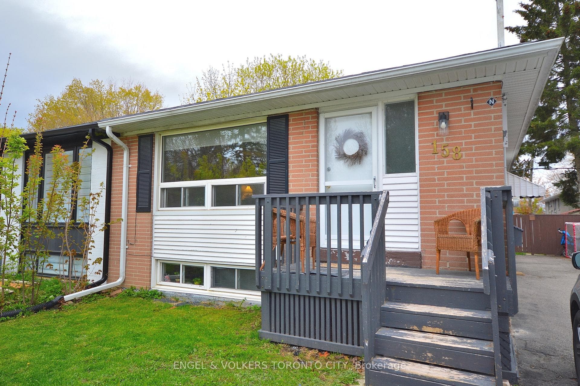 158 Cherrywood Drive Unit UPPER, Newmarket