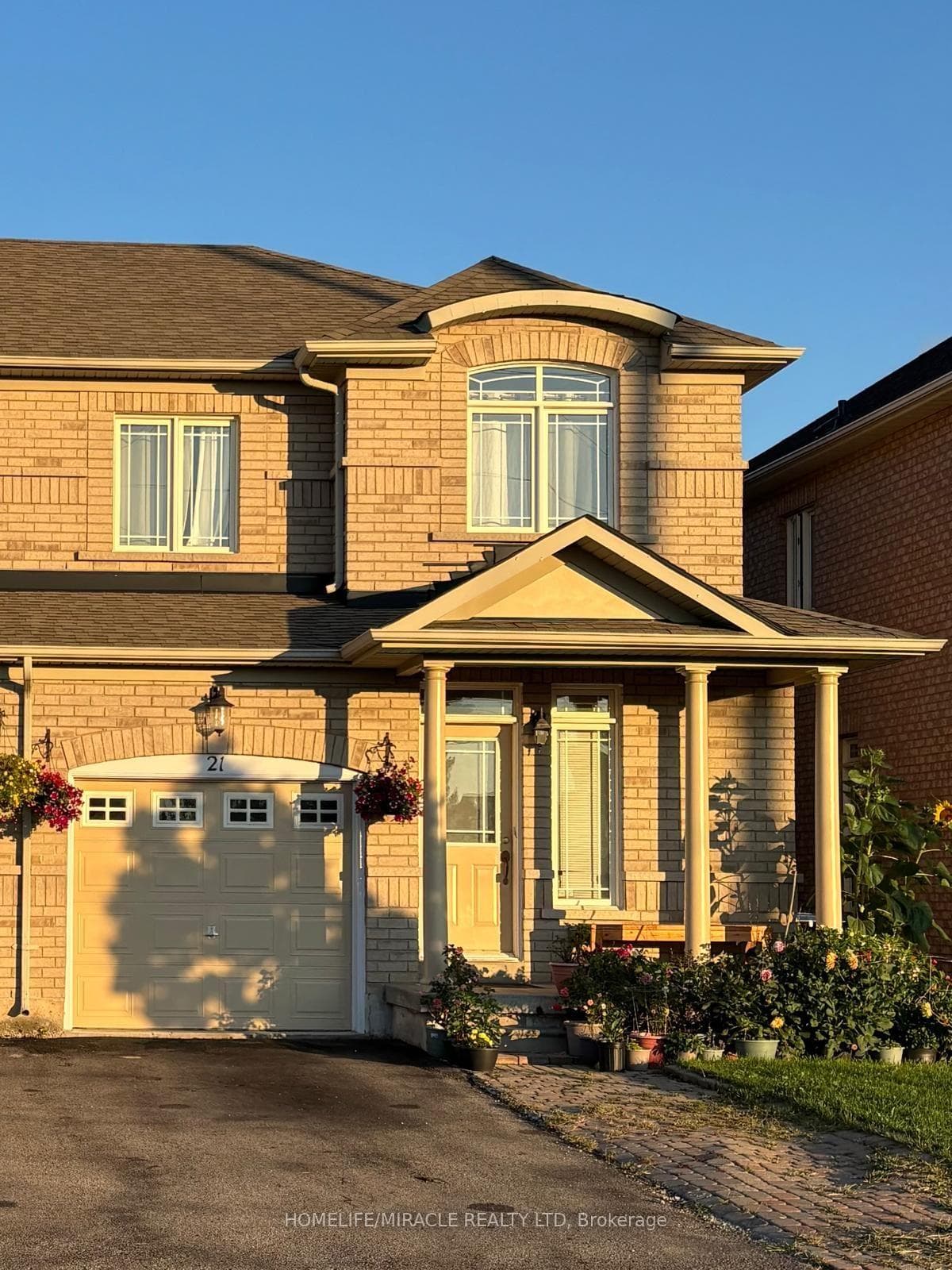 21 Percy Gate, Brampton, ON L7A 3S1 - Photo 1