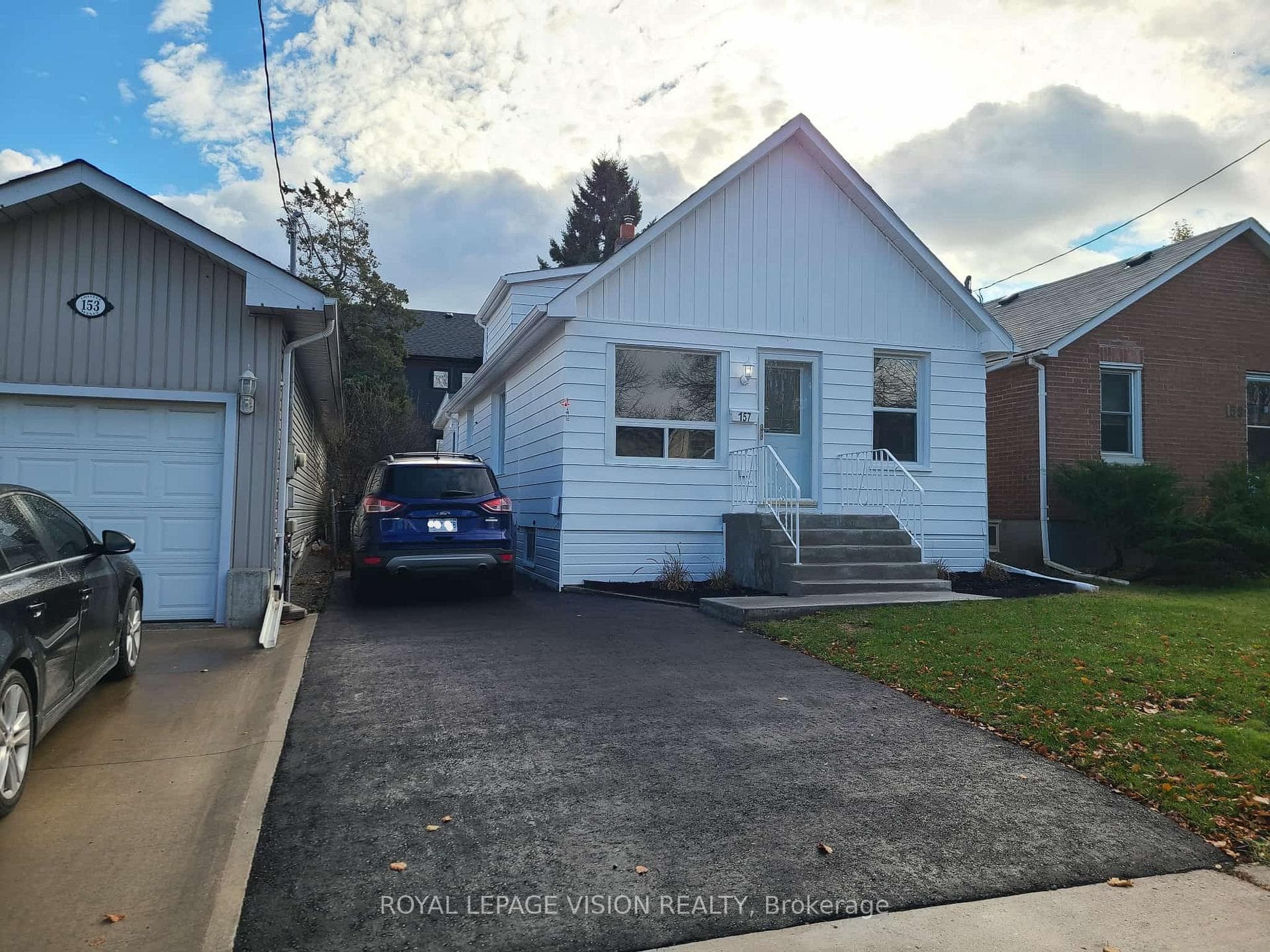 NEW DRIVEWAY & STEPS