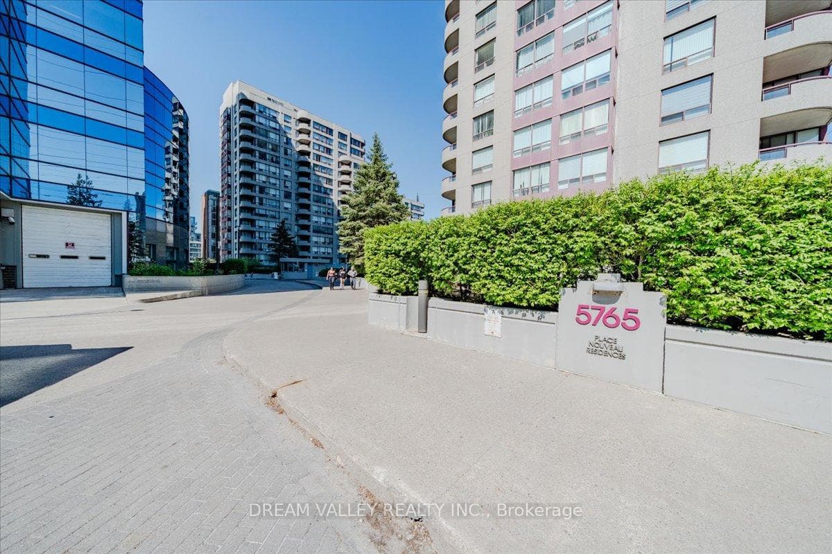 5765 Yonge St Street Unit PH504, Toronto C14