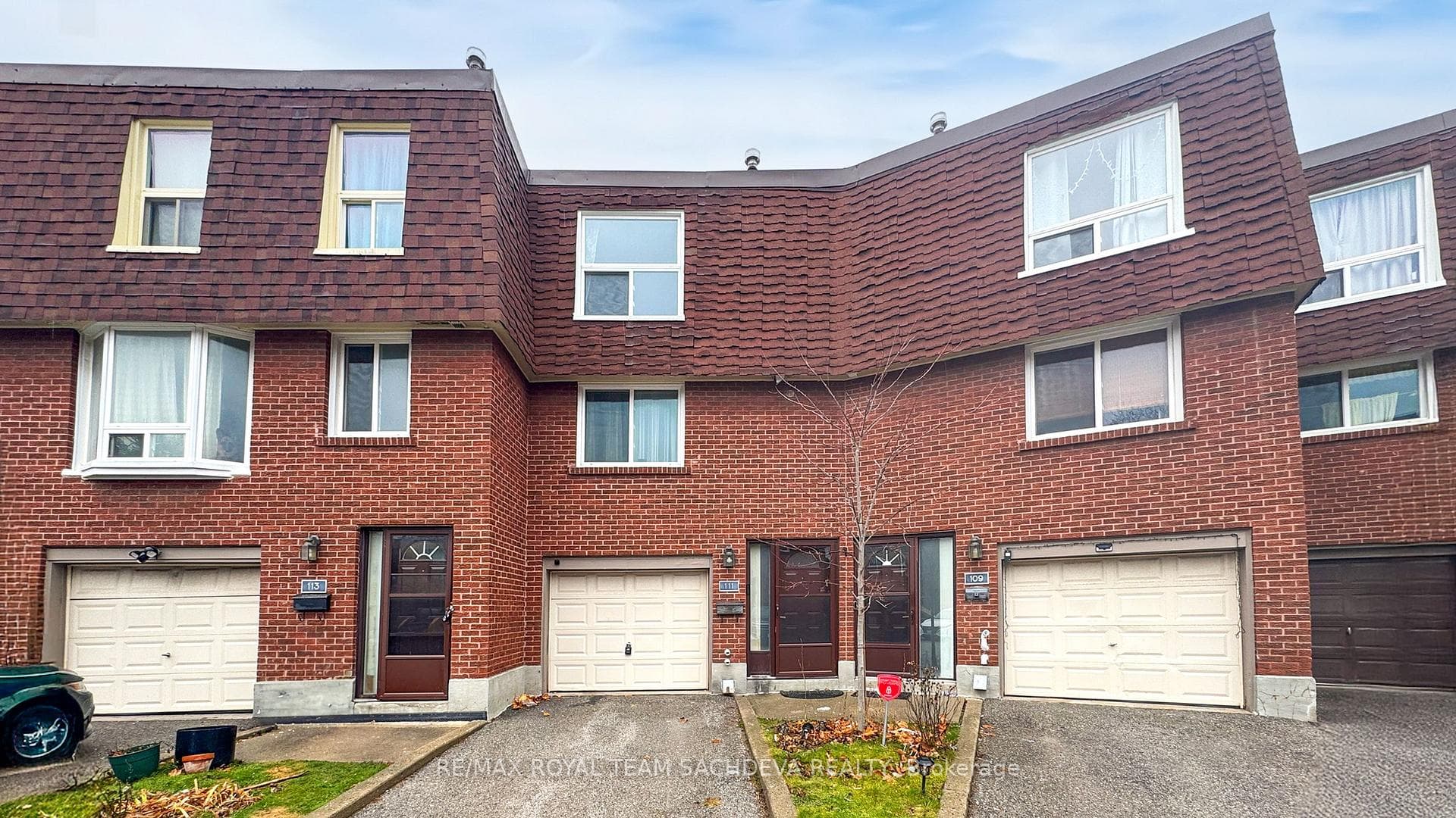 111 Huntingdale Boulevard Unit 19, Scarborough Village / Eglinton East, ON M1W 1T2 - Photo 1