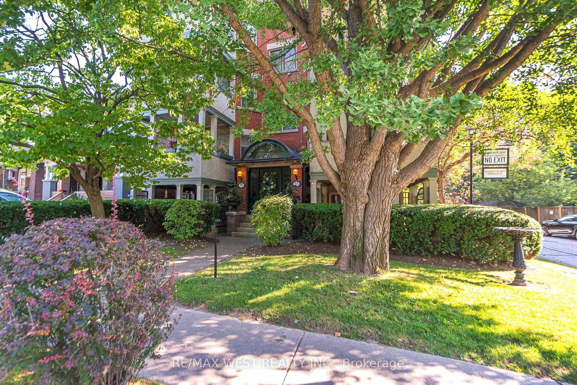 9B Humewood Drive, Forest Hill / Deer Park, ON M6C 1C9 - Photo 1