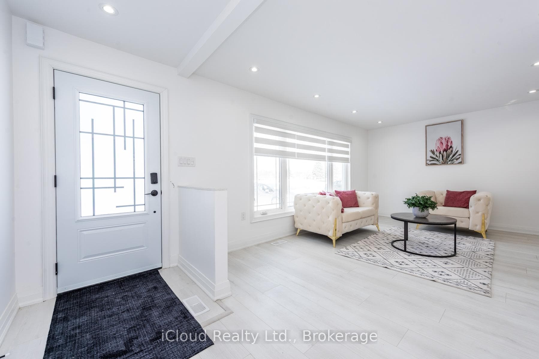 105 Avondale Boulevard, Brampton, ON L6T 1H5 - Photo 1