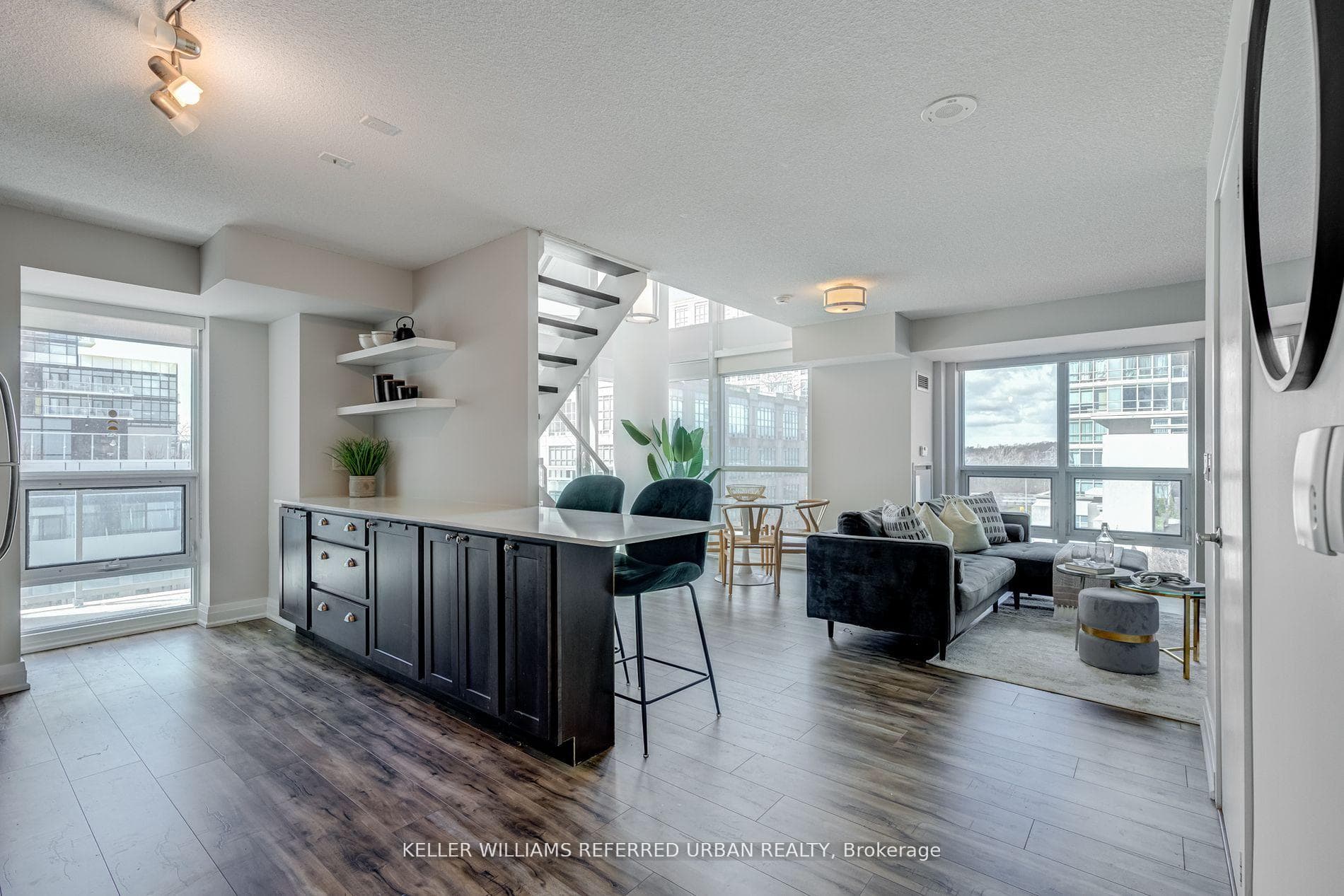 155 Legion Road Unit 512, Liberty Village / Parkdale / South Parkdale, ON M8Y 0A7 - Photo 1