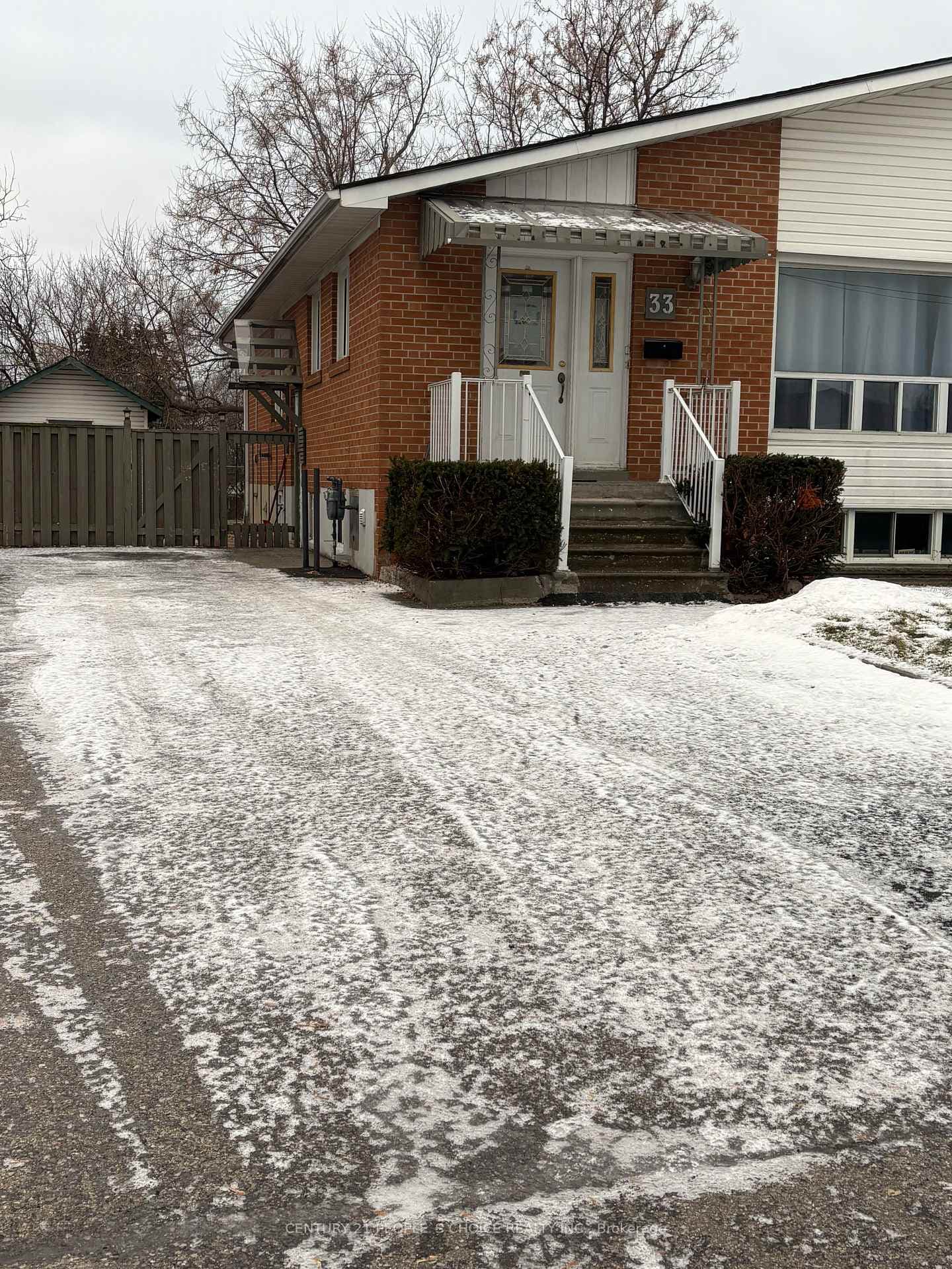 33 Ashwood Crescent, Brampton, ON L6T 1M1 - Photo 1