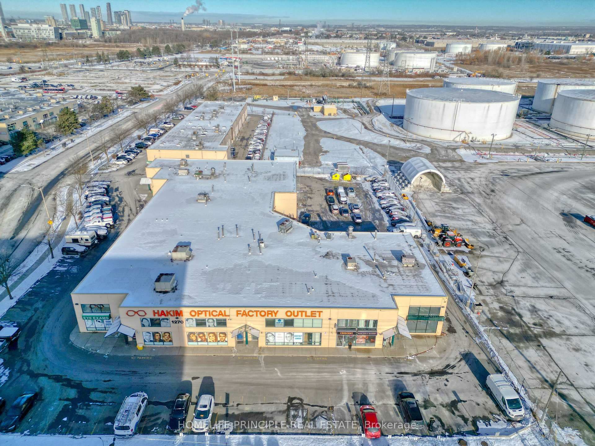 1270 Finch Avenue Unit 1, Downsview / Black Creek, ON M3J 3J7 - Photo 1