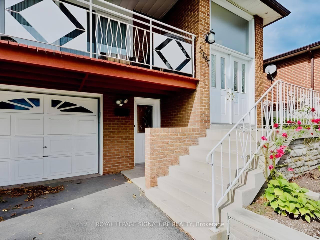 2667 Sherhill Drive Unit Lower, Mississauga, ON L5J 3Z2 - Photo 1