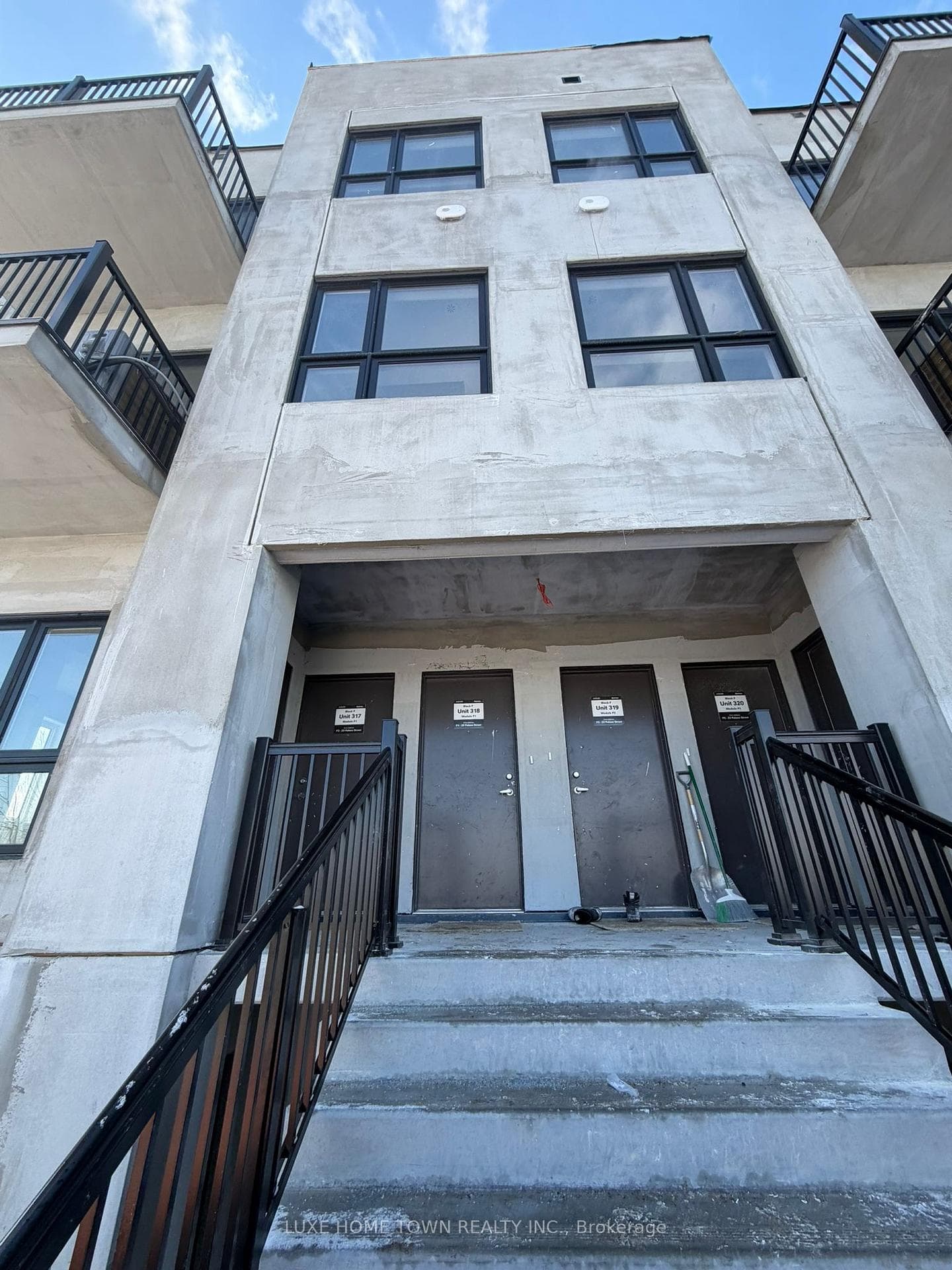 25 Palace Street Unit 318, Kitchener