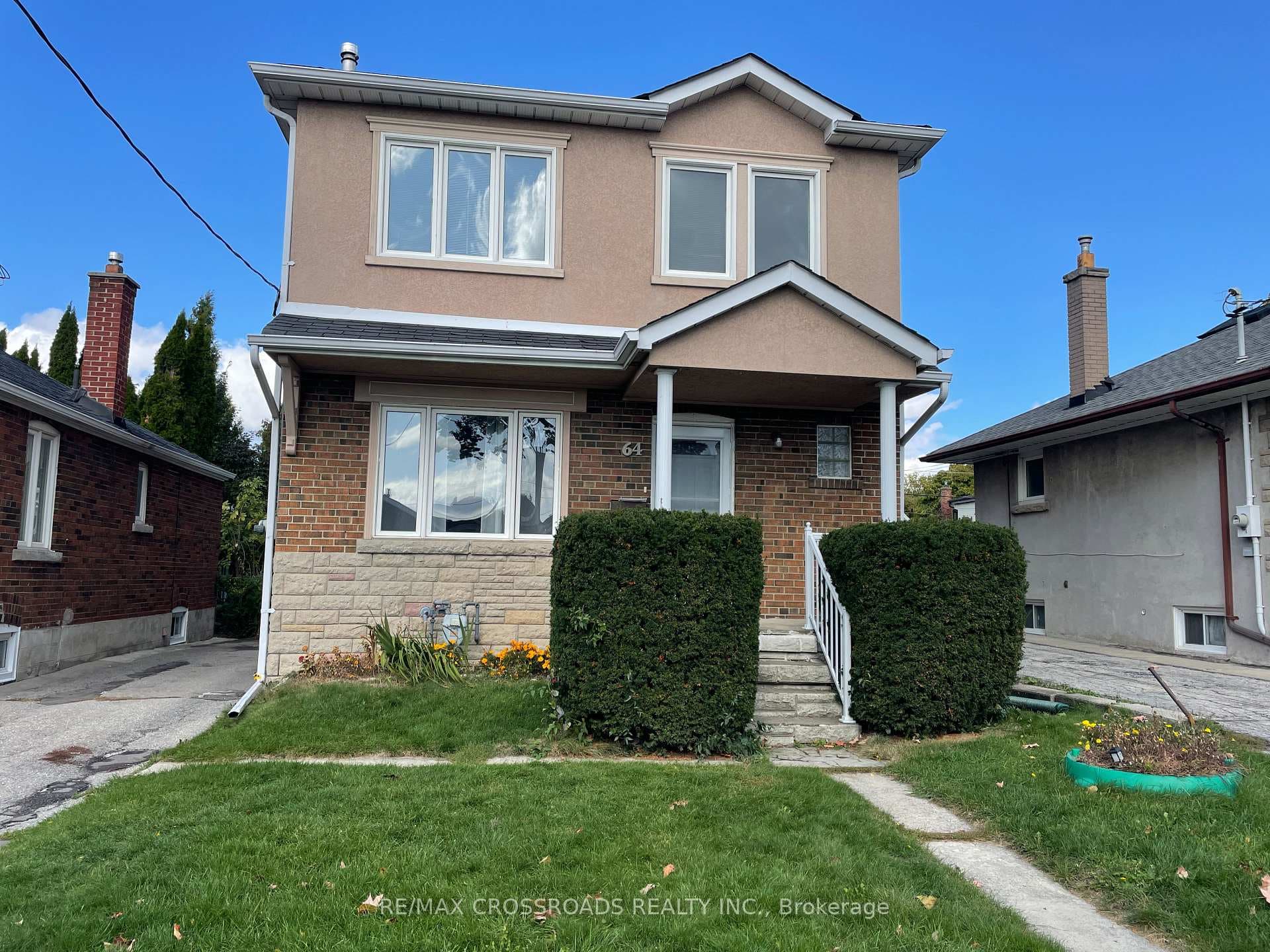 64 Galbraith Avenue, Danforth / East York, ON M4B 2B5 - Photo 1