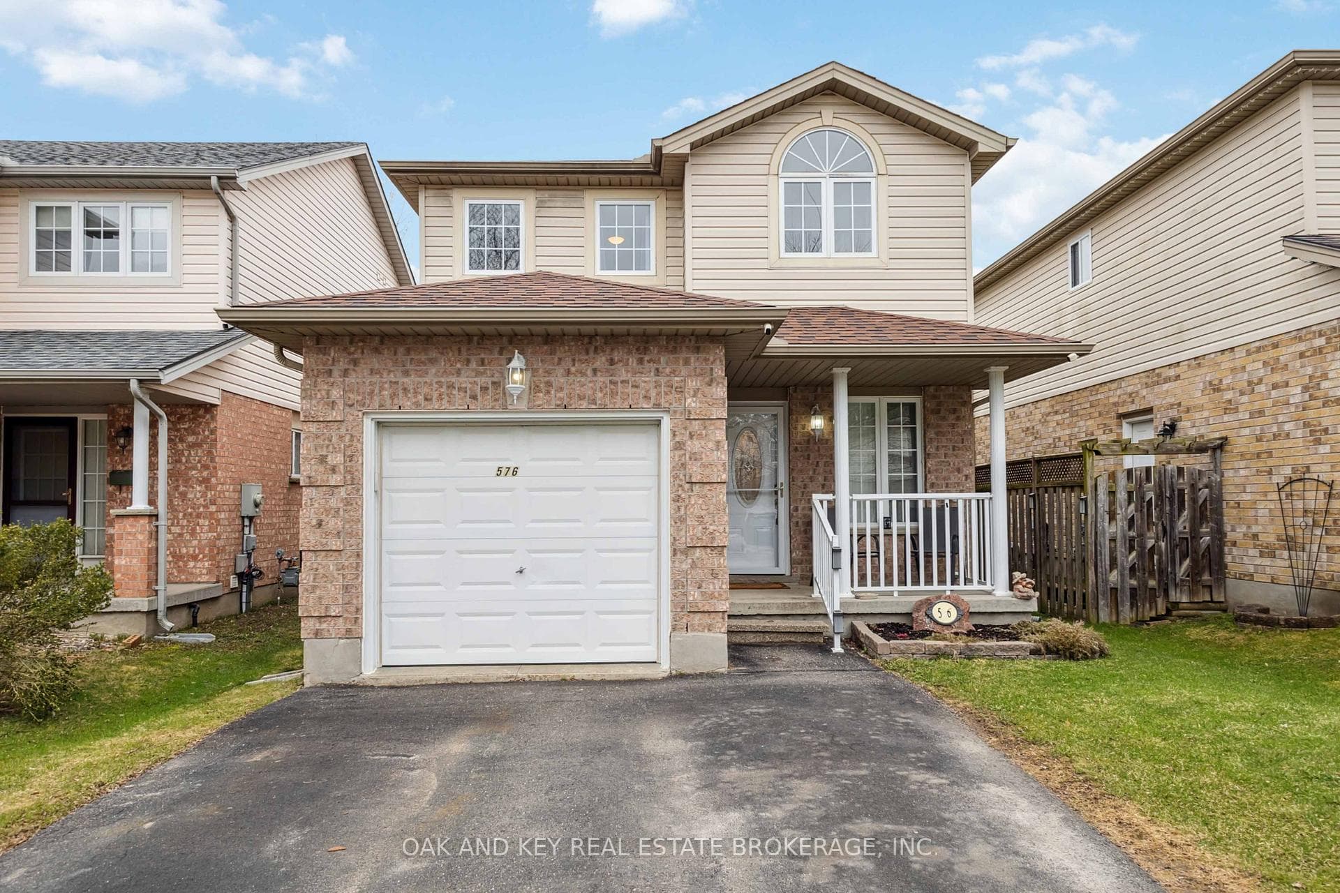 576 Ridgeview Drive, London East