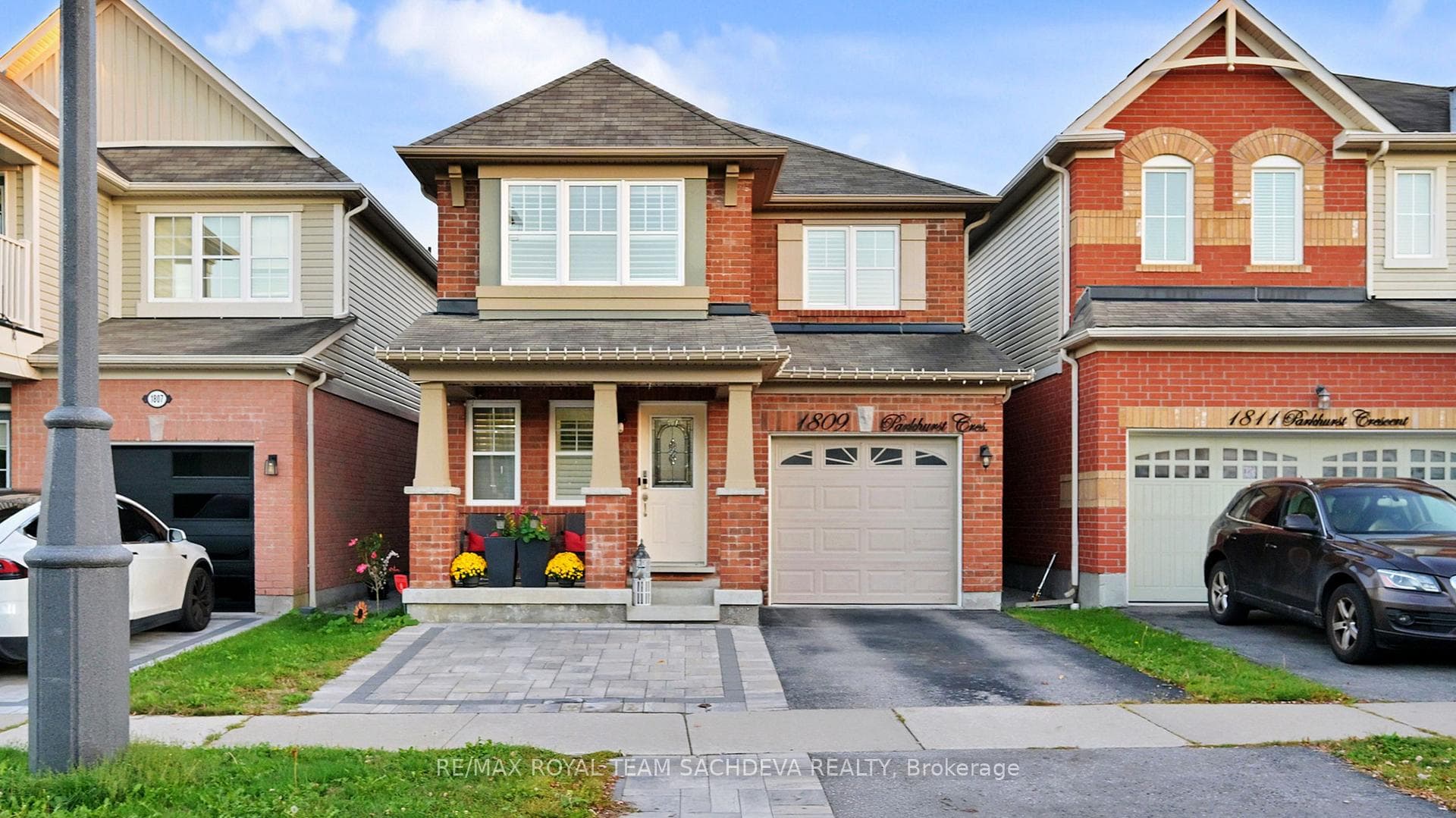 1809 Parkhurst Crescent, Pickering, ON L1X 0A8 - Photo 1