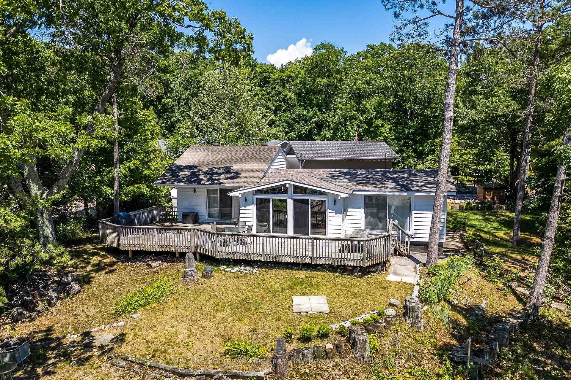 8 NASSAU Court, Tiny, ON L9M 0H3 - Photo 1