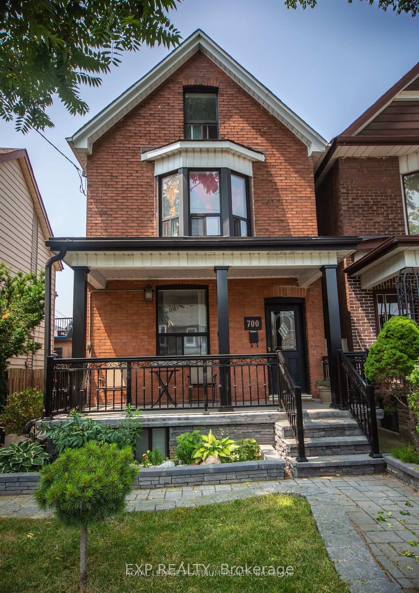 700 Brock Avenue, Bloor West Village / Swansea, ON M6H 3P2 - Photo 1