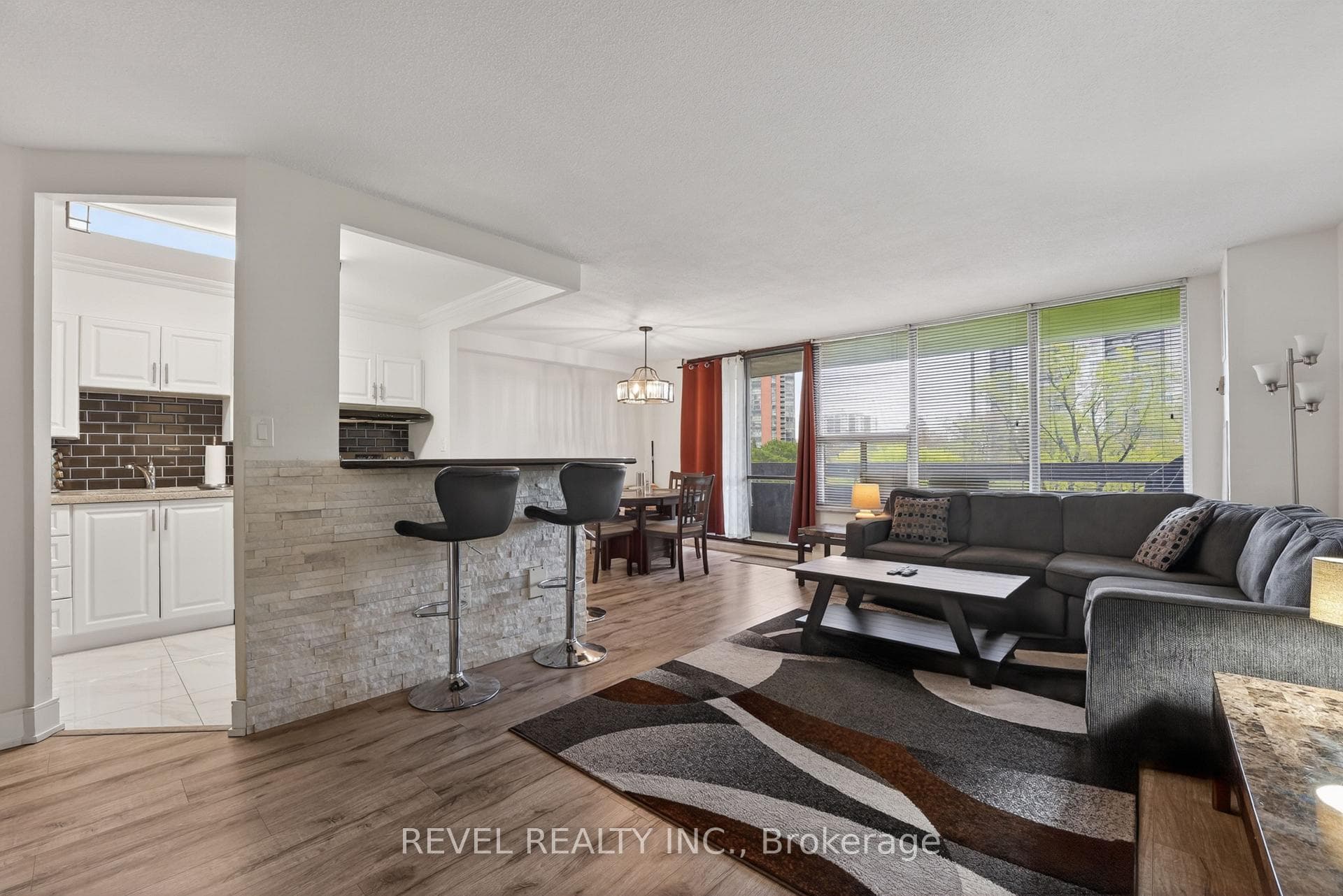 11 Wincott Drive Unit 403, Etobicoke (Kingsview Village / Humber Heights), ON M9R 2R9 - Photo 1