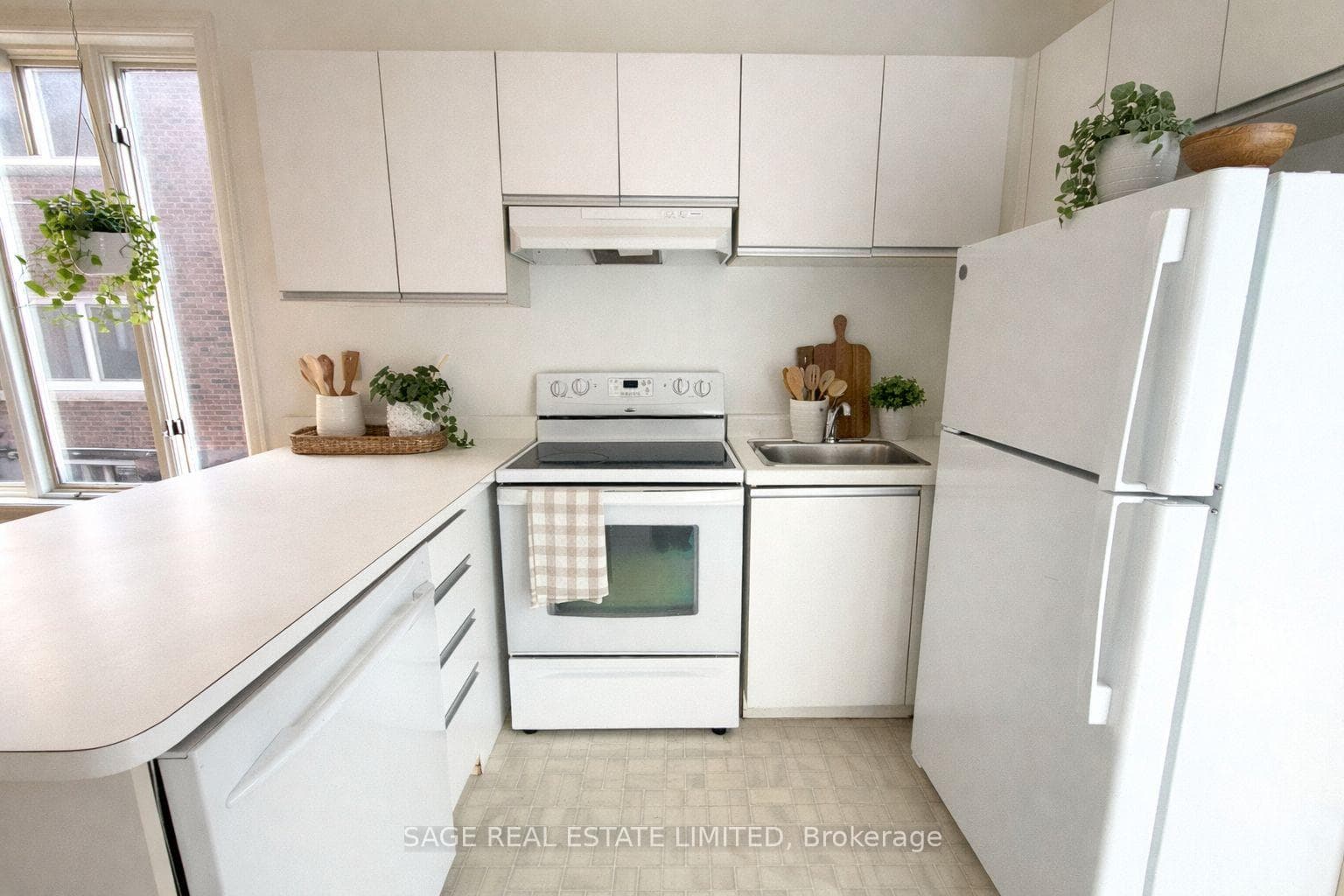 296 Runnymede Rd. Unit 2