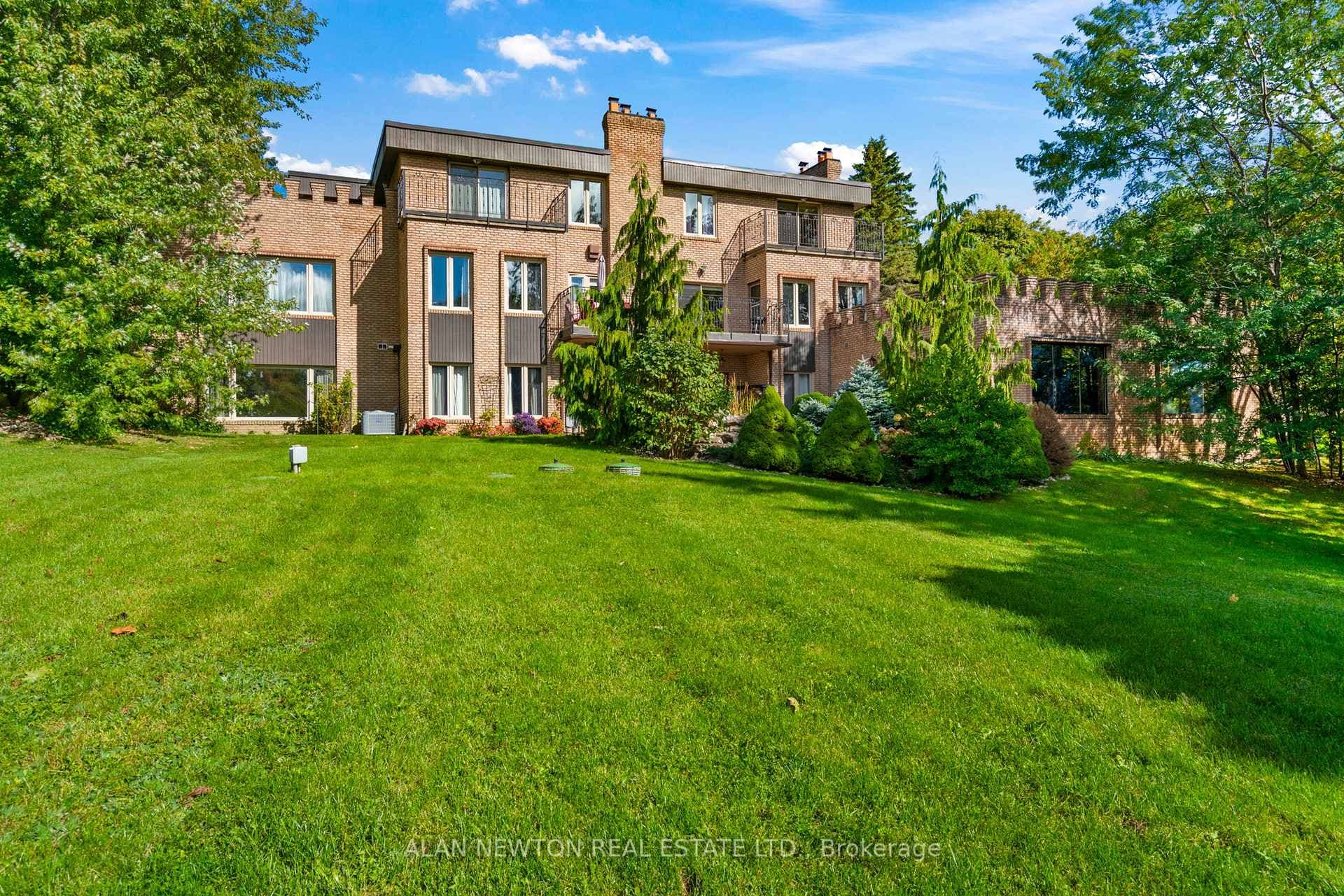 12 Blueberry Lane, King, ON L7B 1C5 - Photo 1