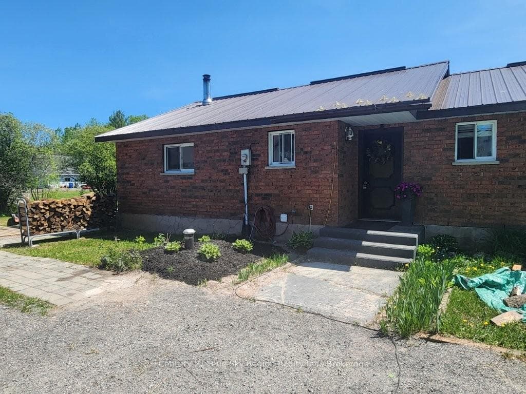 747 Derland Road, East Ferris, ON P0H 1K0 - Photo 1