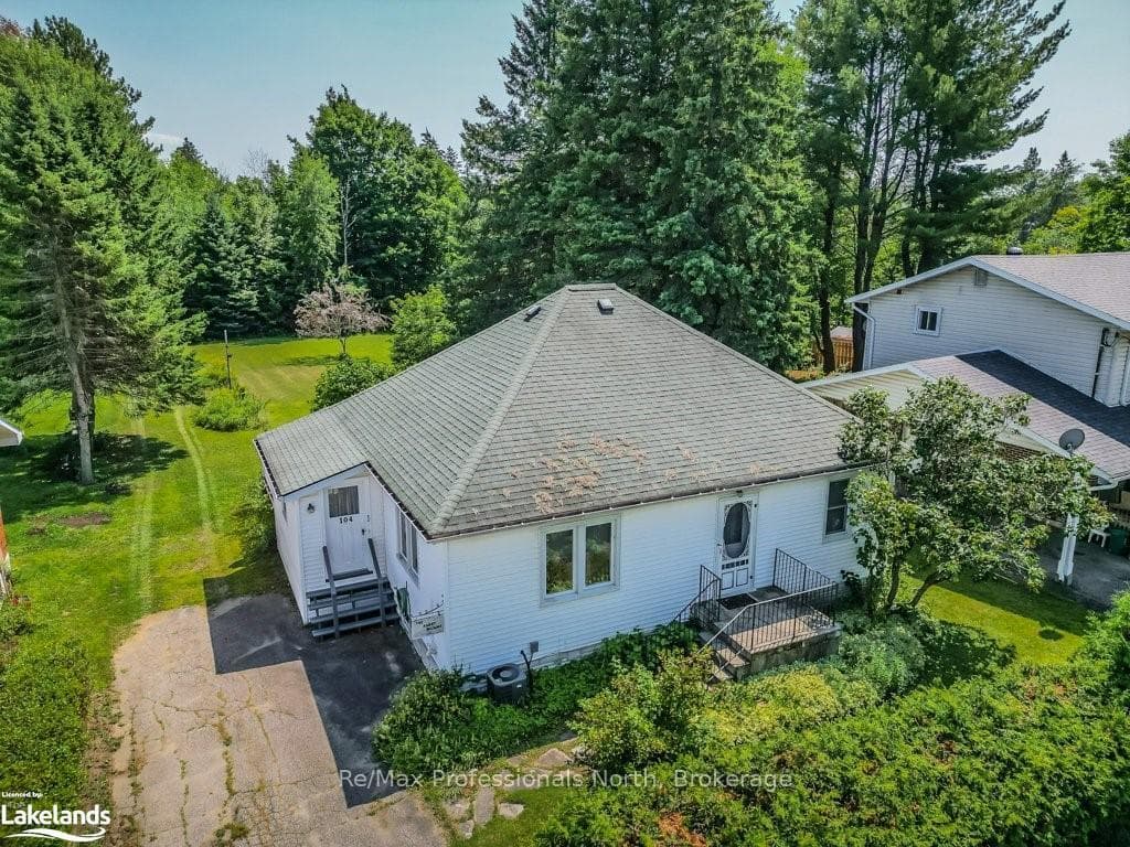 104 ANN Street, Bracebridge