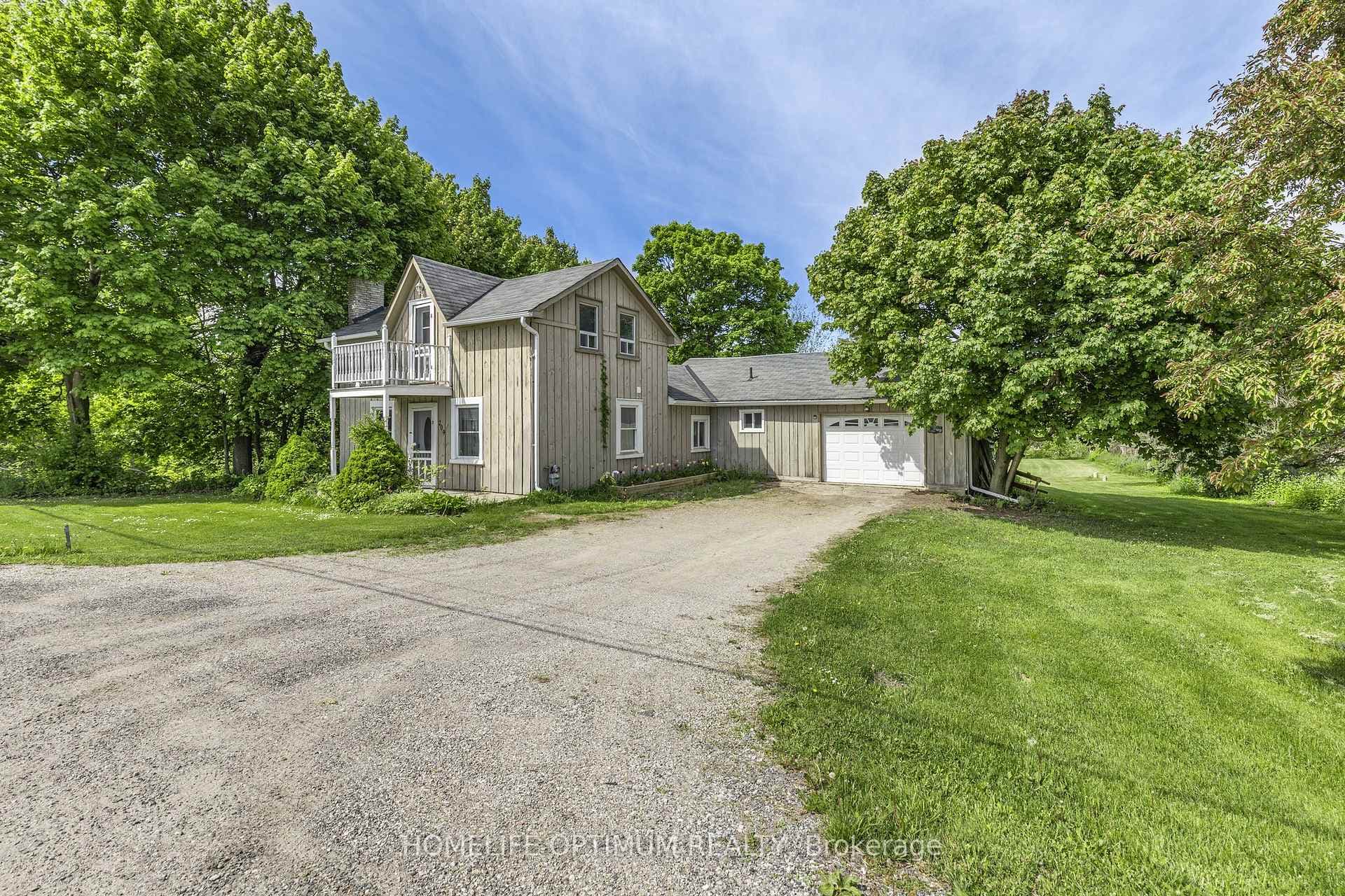 209 Barrie Street, Essa