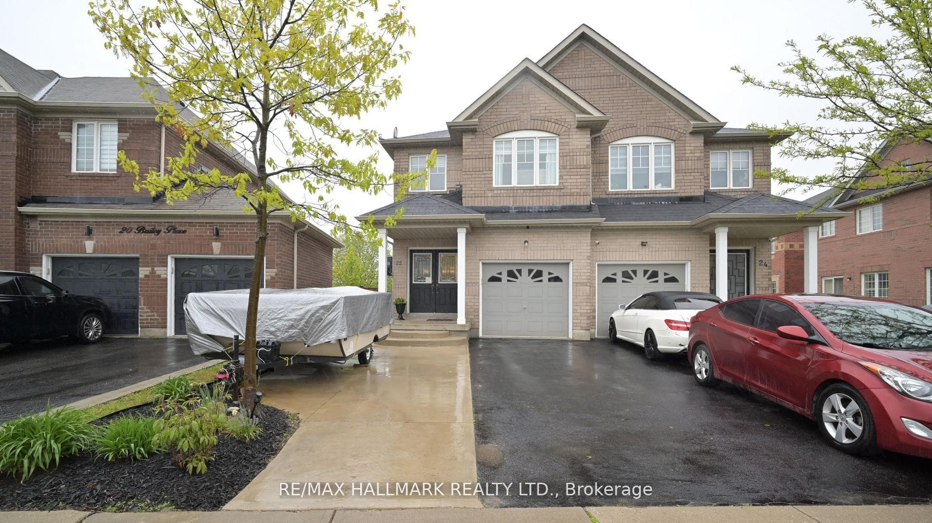 22 Bailey Place, Brampton, ON L6Z 0C8 - Photo 1